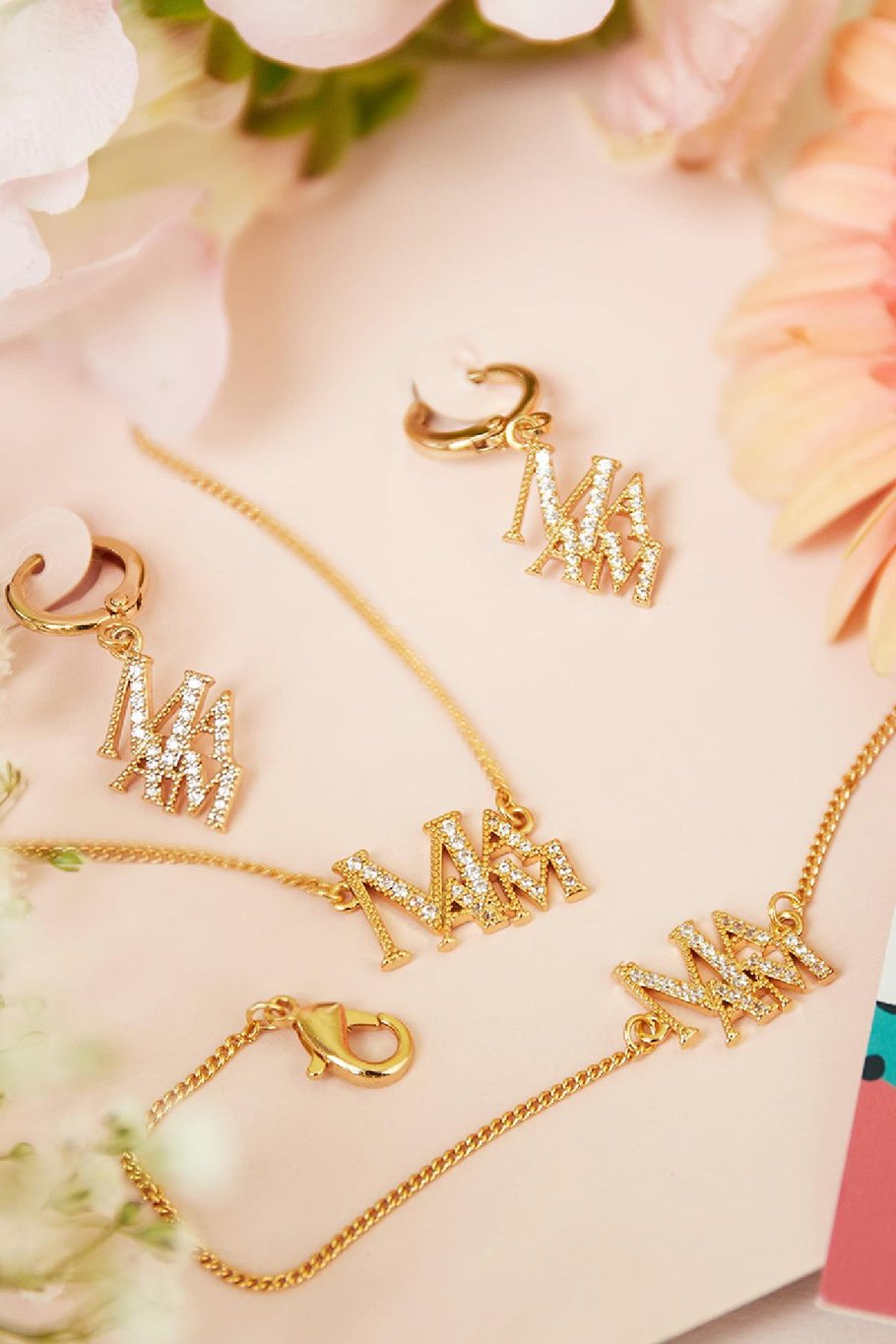 Collier en cuivre avec petites pierres de zircon avec texte Mama Couleur or Cuivré Image2